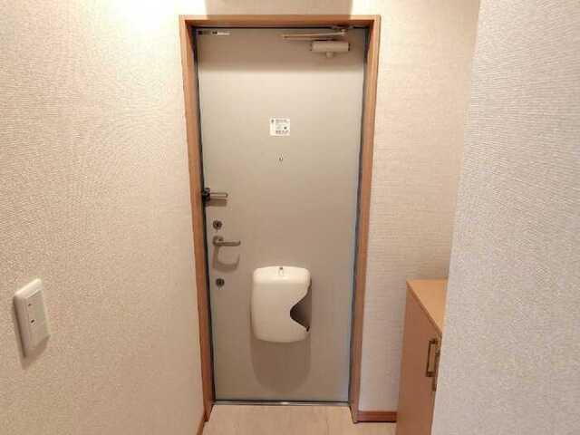 メゾンクレール（106） 玄関