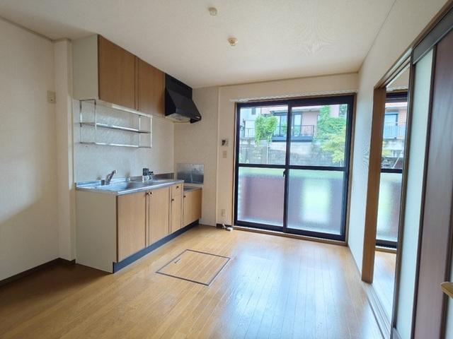 ストーク（101） 部屋画像