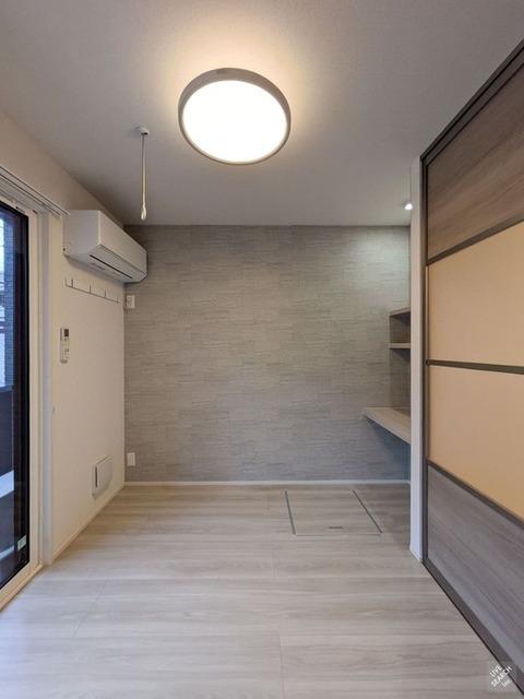 D-ROOM寺町（101） 玄関