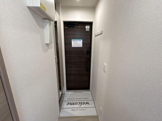D-ROOM寺町（203） 玄関