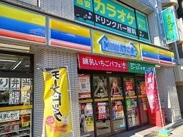 ミニストップ：130m