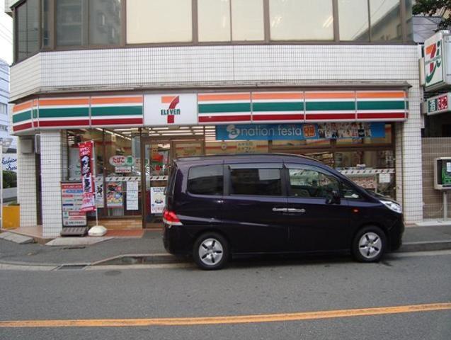 セブンイレブン川崎殿町1丁目店：530m