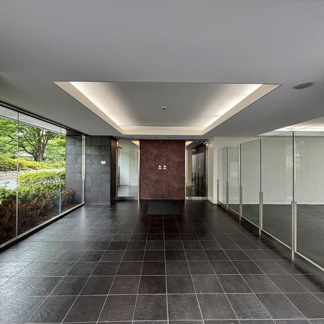 ＰＲＩＭＥ　ＵＲＢＡＮ　東中野　ＣＯＵＲＴ（209） エントランス