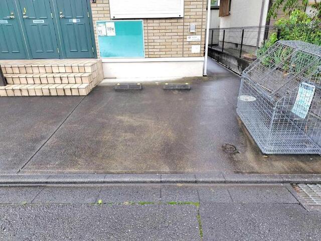 ペガサス（D） 駐車場