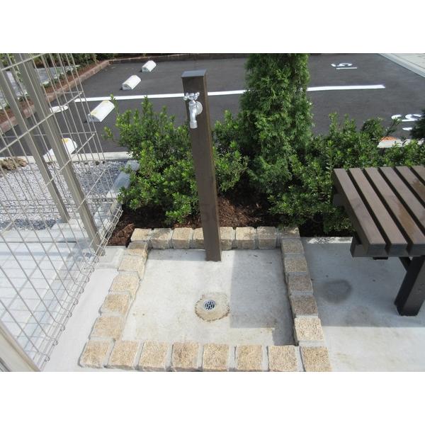 ペット足洗い場完備