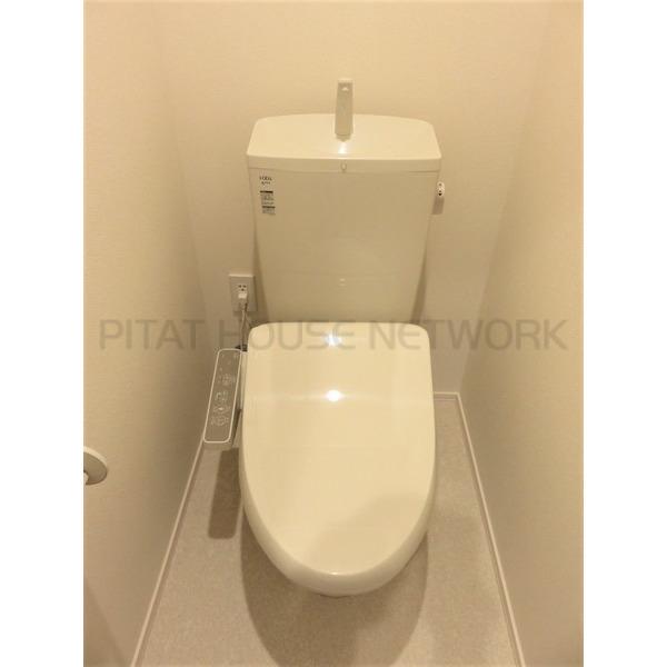 温水洗浄暖房便座完備