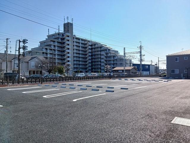 クルタ　ラプシ（105） 駐車場