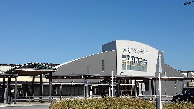 東武動物公園駅：650m
