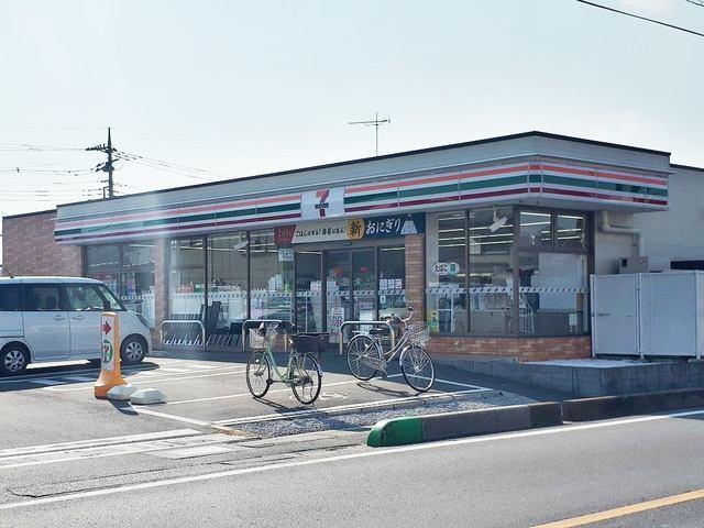 セブンイレブン栄町２丁目店：700m