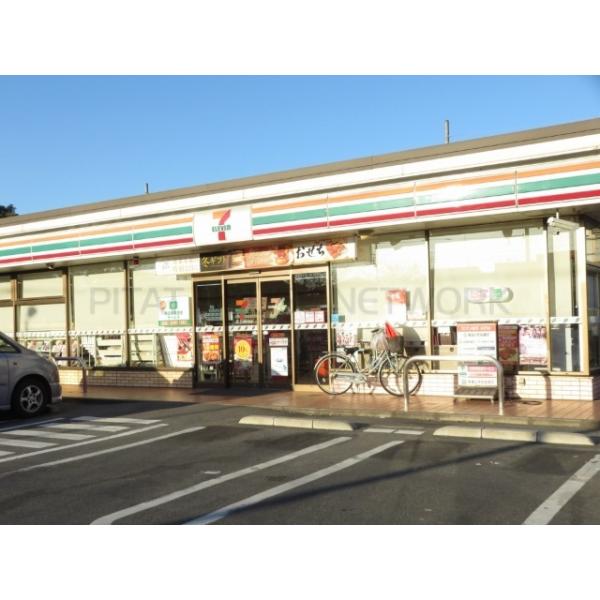 セブンイレブン久喜北2丁目店:382m
