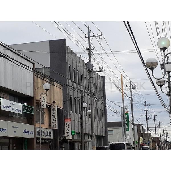 埼玉りそな銀行杉戸支店:300m