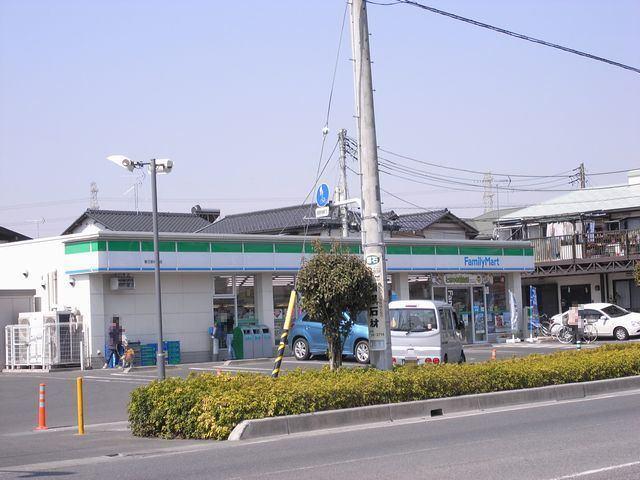 ファミリーマート春日部粕壁店：272m