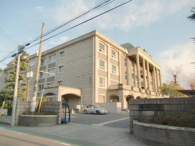 越谷市立北中学校：1405m
