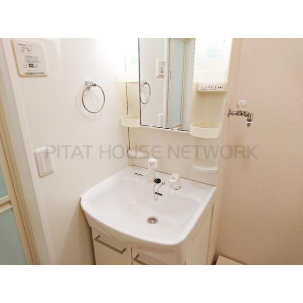 洗髪洗面化粧台