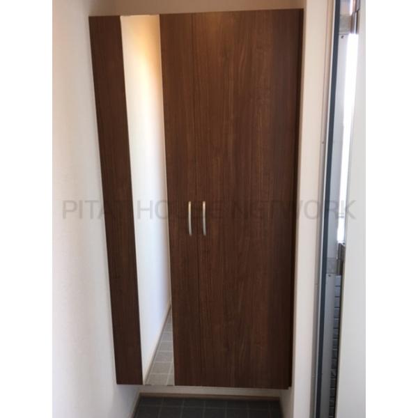 シューズボックス