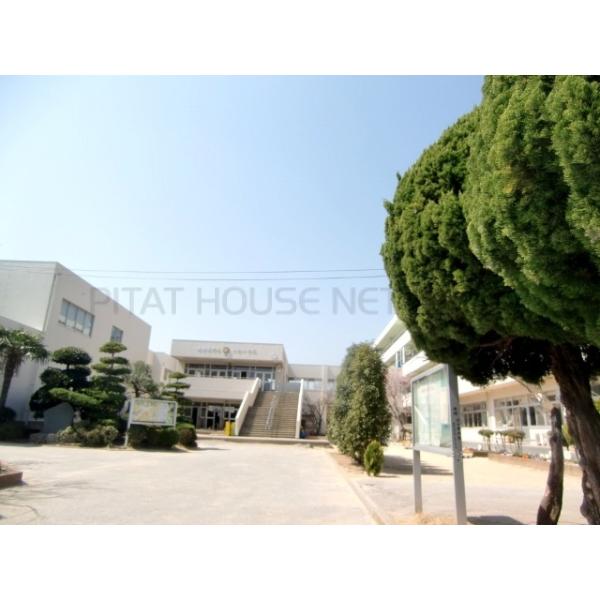 春日部市立小渕小学校:1852m