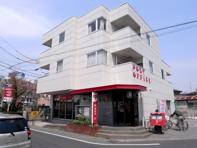 武里郵便局：520m