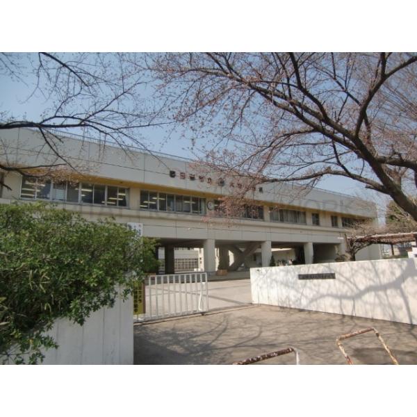 春日部市立大増中学校