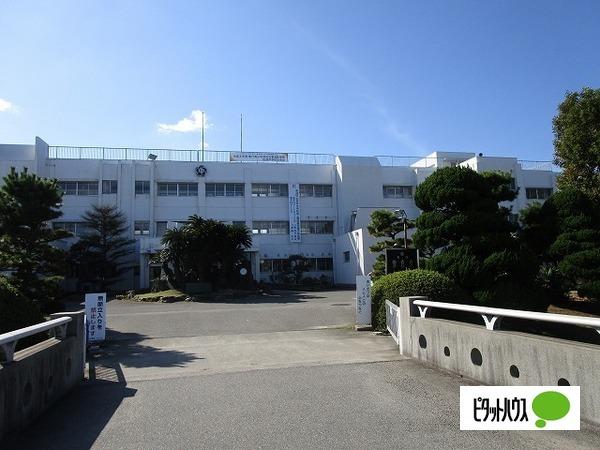 松茂町立松茂中学校：2129m
