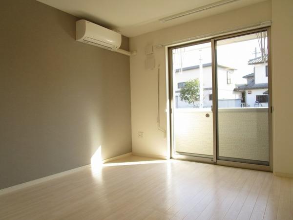 伊賀の郷　参番館（102） リビング