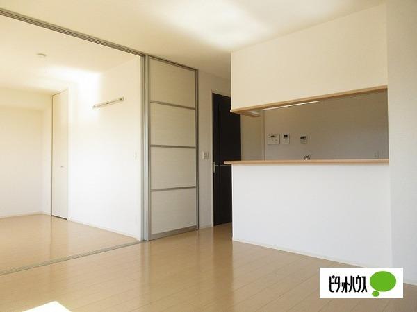 モンプリミエルラシオン２（205） 部屋画像