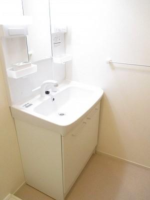ハピネス北島E（102） 部屋画像