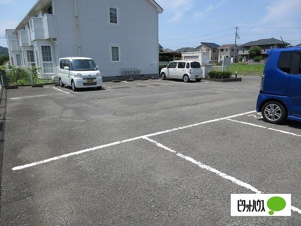ニューシティー鳴門3号館（203） 駐車場