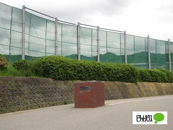 鳴門市立大麻中学校：2247m