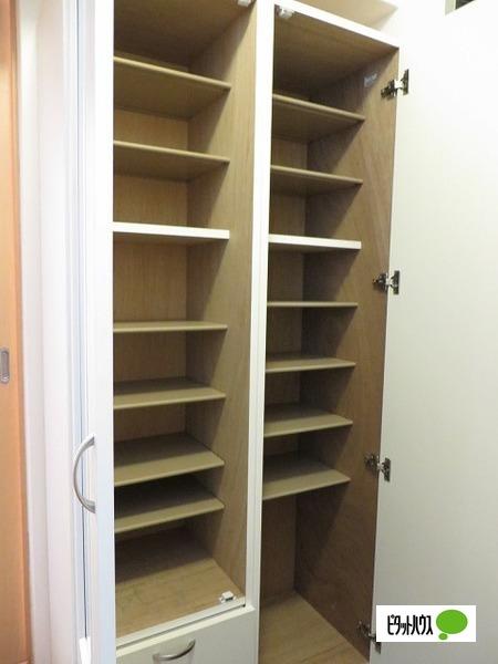 レオパレスカーサ鳴門 部屋画像