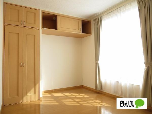 レオパレスカーサ鳴門 部屋画像
