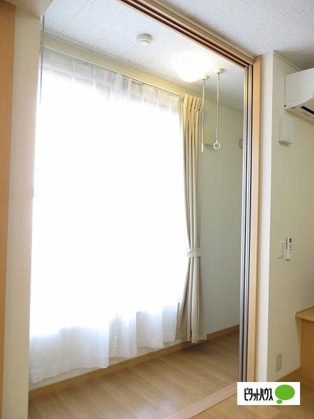 レオパレスカーサ鳴門（101） 部屋画像