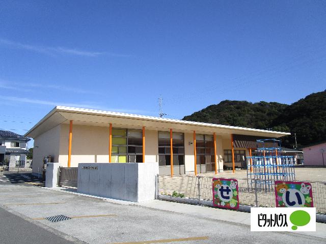 鳴門市立成稔幼稚園：179m