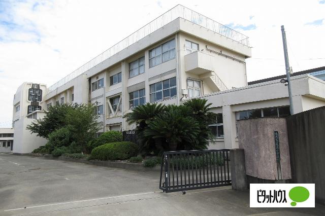 鳴門市立里浦小学校：1681m