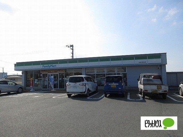 ファミリーマート北島工業団地店：632m