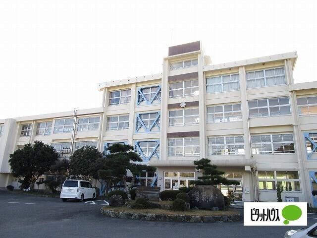 鳴門市立瀬戸中学校：2451m