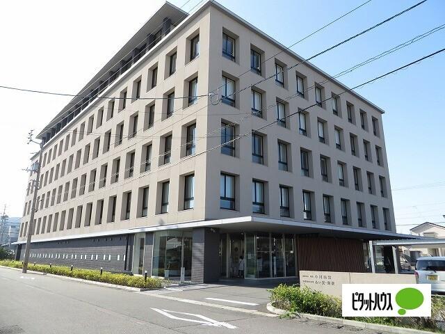 医療法人緑会小川病院：269m