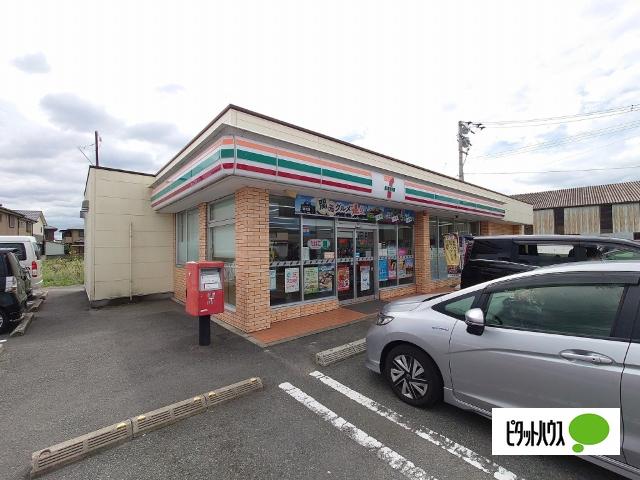 セブンイレブン藍住町勝瑞店：464m