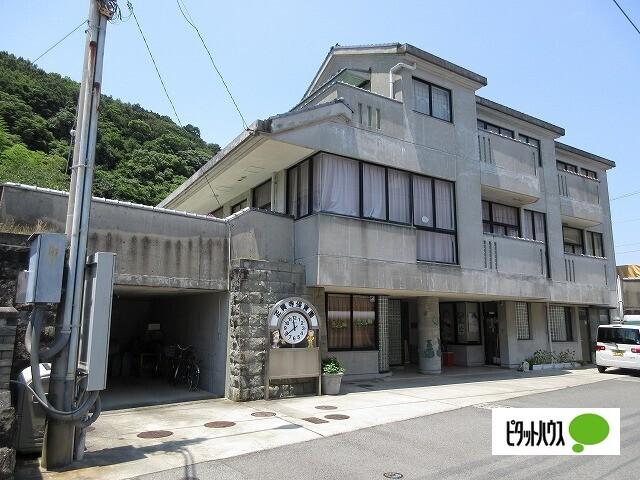 正興寺保育園：706m