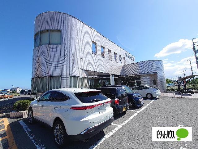 阿波銀行徳島北支店：2073m