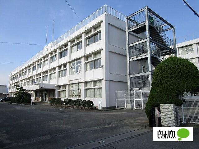 松茂町立松茂小学校：3600m