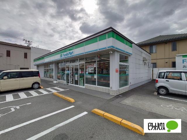 ファミリーマート藍住町奥野店：897m