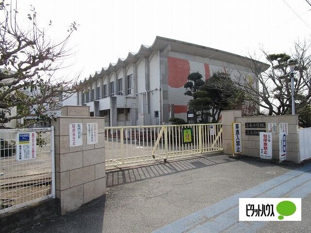 松茂町立喜来小学校：1772m