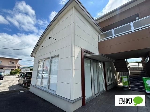 ピタットテナント 外観
