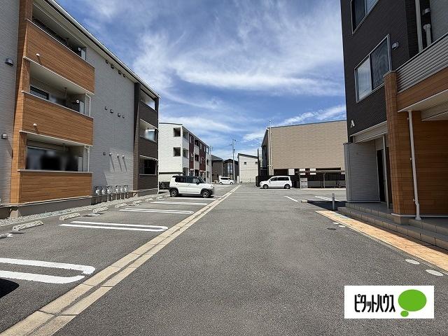 マリオ北島D（306） 駐車場