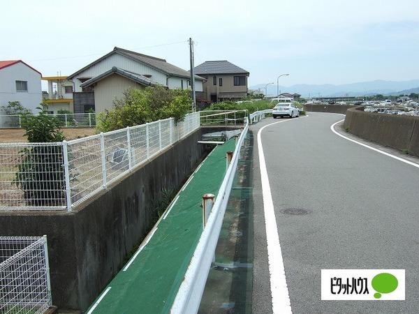 前面道路6m