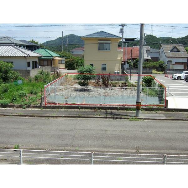 西（道路側）より