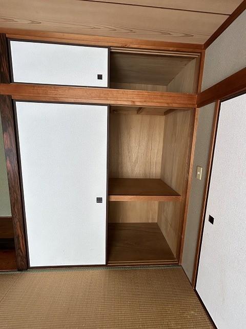 芙蓉山下中古戸建て 収納