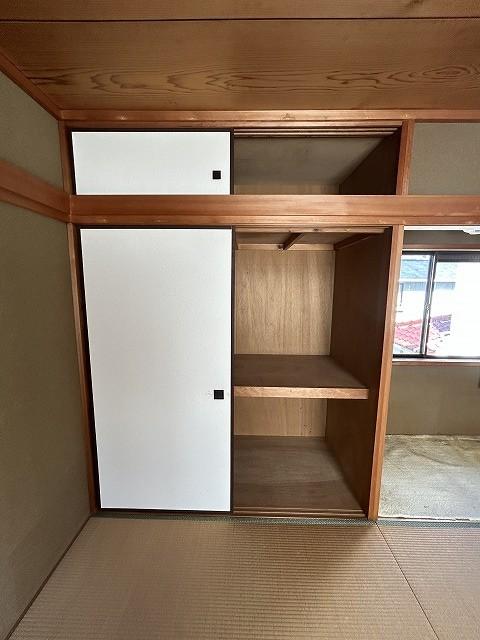 芙蓉山下中古戸建て 収納