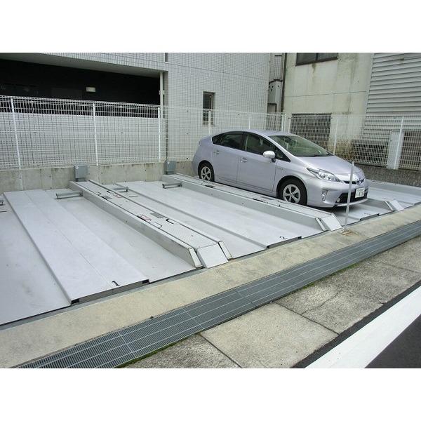 プロシード穂波町（0302） 駐車場