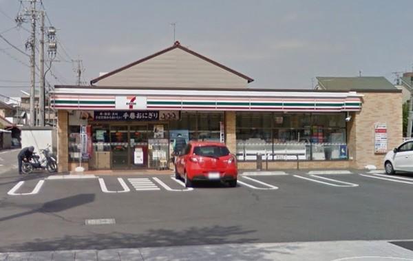 セブンイレブン名古屋阿由知通3丁目店：213m